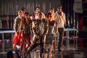 αυτή η νύχτα μένει 