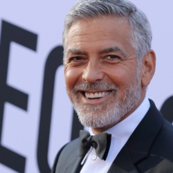Αγνώριστος ο George Clooney στην νέα του ταινία για το Netflix