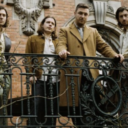 Arctic Monkeys // 7" Announcement & 'Warp Speed Chic' Film