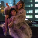 Το επίσημο trailer της ταινίας «Hustlers» με πρωταγωνίστριες τις Jennifer Lopez και Cardi B