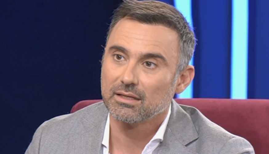 Γιώργος Καπουτζίδης: «Ο λόγος που έκανα coming out ήταν μία συζήτηση που είχα με τον τότε σύντροφό μου»