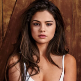 Η Selena Gomez σε ρόλο παραγωγού στην ταινία τρόμου «Dollhouse»