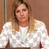 Η Σοφία Μπεκατώρου δεν επιθυμεί την εκπροσώπησή της από την νομική ομάδα της Ζωής Κωνσταντοπούλου