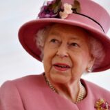 Βασίλισσα Ελισάβετ: "Είμαστε πολύ χαρούμενοι για την εγκυμοσύνη της Meghan Markle"