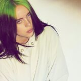 Δείτε την μεγάλη αλλαγή στο look της Billie Eilish | Τέλος τα πράσινα μαλλιά