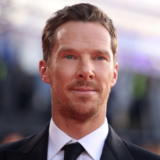 Ο Benedict Cumberbatch ύψωσε την Ουκρανική σημαία στην σκηνή κινηματογραφικών βραβείων