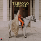 Josephine – Tilefono: Το νέο της hit με το εντυπωσιακό video!