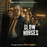 O Mick Jagger μας παρουσιάζει το νέο theme-song του με τίτλο “Strange Game”, για την σειρά της Apple “Slow Horses”