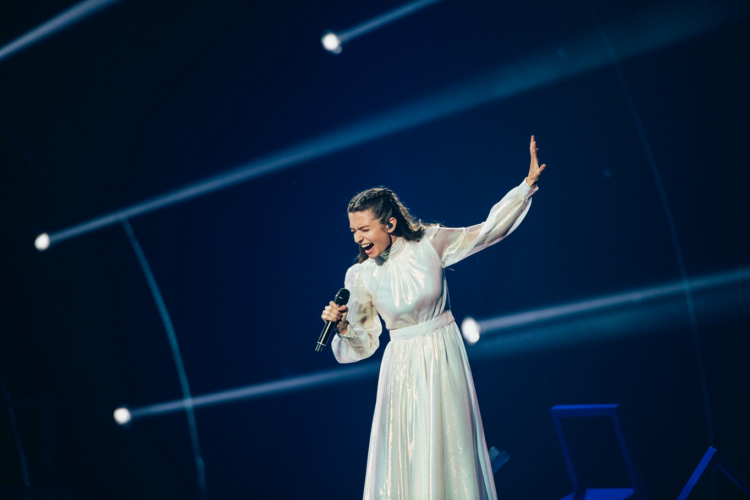 Eurovision 2022: Εντυπωσίασε η Αμάντα Γεωργιάδη με το "Die Together" στον μεγάλο τελικό