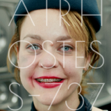 Airhostess-737: Η νέα ταινία μικρού μήκους του Θανάση Νεοφώτιστου, ανοίγει τα φτερά της για το 75ο Φεστιβάλ του Λοκάρνο