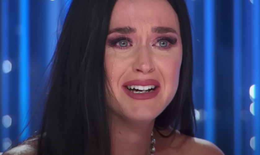 Ξέσπασε σε κλάματα η Katy Perry: «Η χώρα μας έχει αποτύχει»