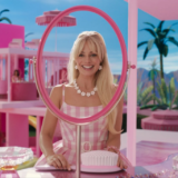 Το εντυπωσιακό Barbie look της Margot Robbie στο CinemaCon (Φωτογραφία)
