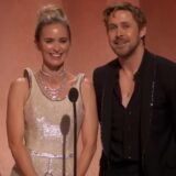 Oscar 2024: Η "κόντρα" και ο απολαυστικός διάλογος της Emily Blunt με τον Ryan Gosling για το "Barbenheimer" Oscars 2024 Ryan Gosling Emily Blunt