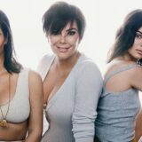 Στις Σπέτσες η Kim Kardashian με την Kendall Jenner και τον Bad Bunny (Βίντεο) Kim Kardashian Kendall Jenner kris jenner