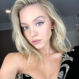 Η Sydney Sweeney αποκάλυψε πως δεν νιώθει άβολα με τις γυμνές σκηνές: «Πιστεύω πως το γυναικείο σώμα είναι κάτι εξαιρετικά δυνατό» Sydney Sweeney