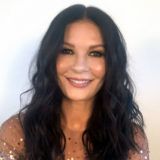 Η Catherine Zeta Jones γιορτάζει τα 55α γενέθλιά της με μια γυμνή της φωτογραφία Catherine Zeta Jones