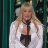 Η Daryl Hannah φώναξε "Slava Ukraini" από τη σκηνή των Oscar 2025 και αποθεώθηκε (Βίντεο) Daryl Hannah