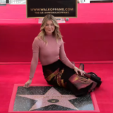 Η Ellen Pompeo απέκτησε το δικό της αστέρι στη Λεωφόρο της Δόξας του Hollywood Ellen Pompeo