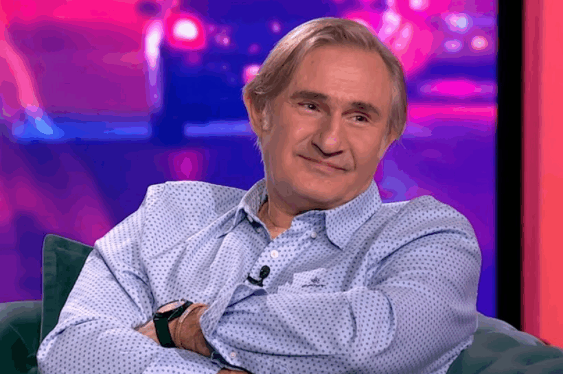 Άκης Σακελλαρίου για το πρόβλημα που πέρασε με την υγεία του: «Έμεινα δέκα ημέρες στην εντατική»